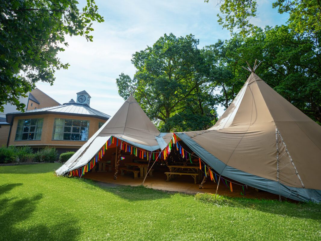 Team building workshop at Drayton Manor focused on animal welfare and corporate social responsibility”